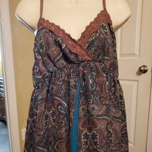 Liz Lange maternity top